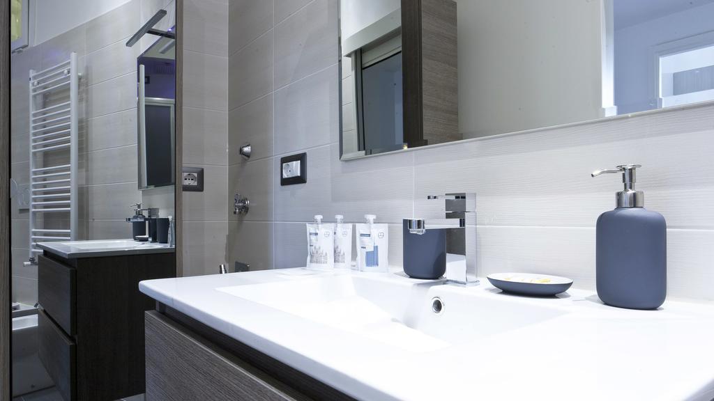 Italianway-Piazza Firenze Apartment Milan Luaran gambar